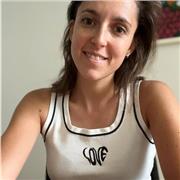 Pilates Personalizado con Instructora Certificada Polestar: Clases Trilingües y Adaptadas para Mejorar Tu Bienestar